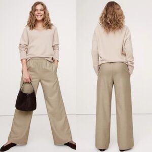 Banana Republic | NWT Pull On Wide Leg Lightweight Wool Beige Flannel Pants MP
